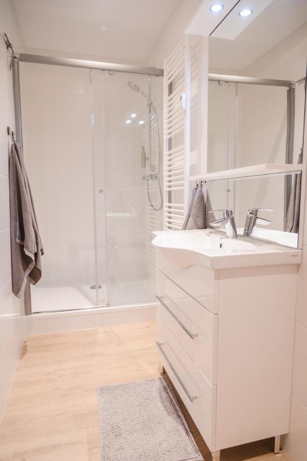 World Of Rooms - Apartment Paris Kassel Buitenkant foto